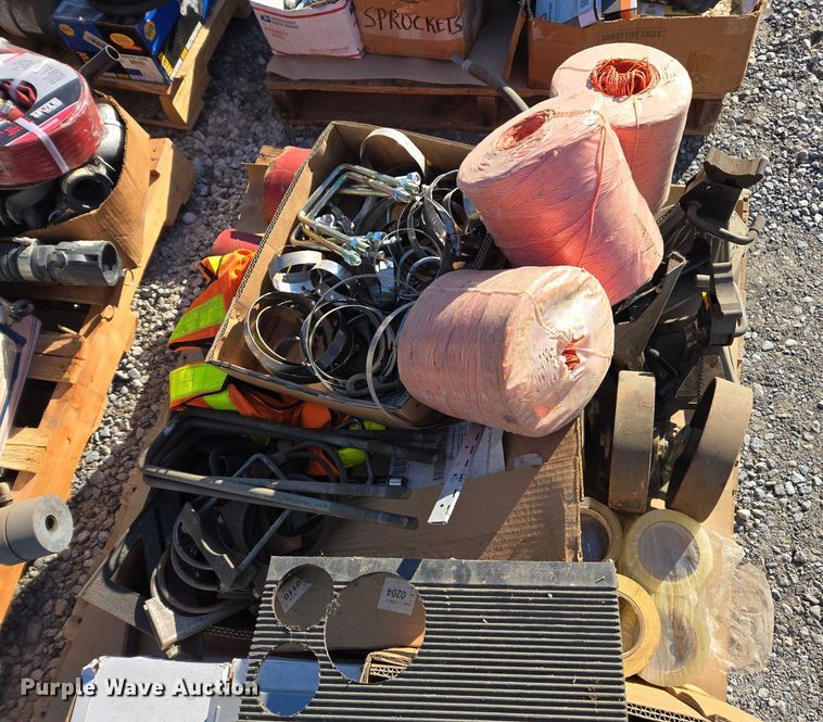 image for item EV4519 Shop tools and parts