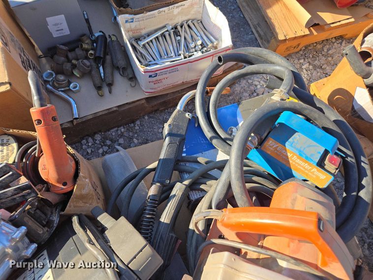 image for item EV4519 Shop tools and parts