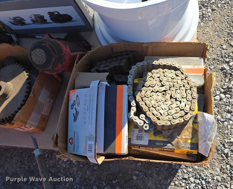 image for item EV4519 Shop tools and parts