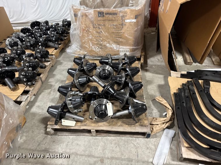 image for item FB0494 Approx. (40) 8 lug hubs