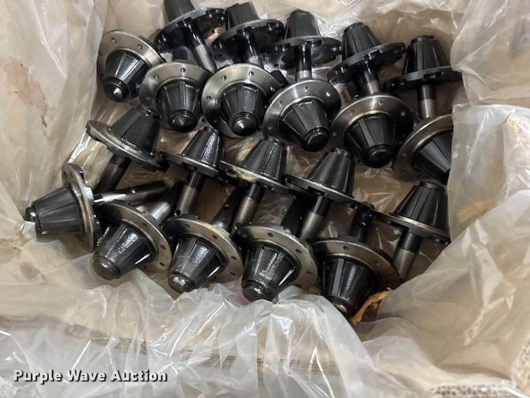 image for item FB0494 Approx. (40) 8 lug hubs