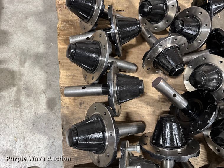 image for item FB0494 Approx. (40) 8 lug hubs