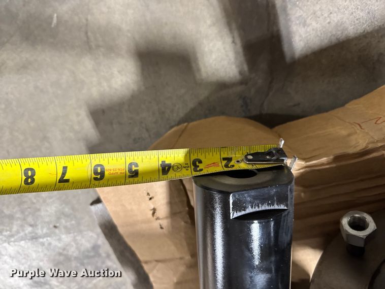 image for item FB0496 Straddle hub assembly