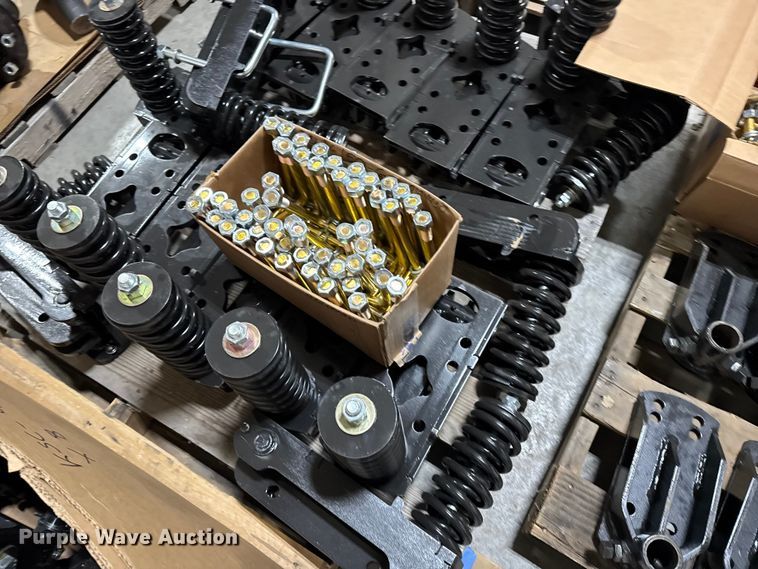 image for item FB0497 (16) row Shield Ag spilt mount row unit for NH3