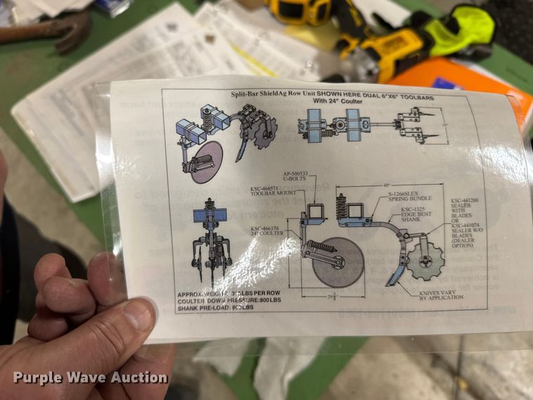 image for item FB0497 (16) row Shield Ag spilt mount row unit for NH3
