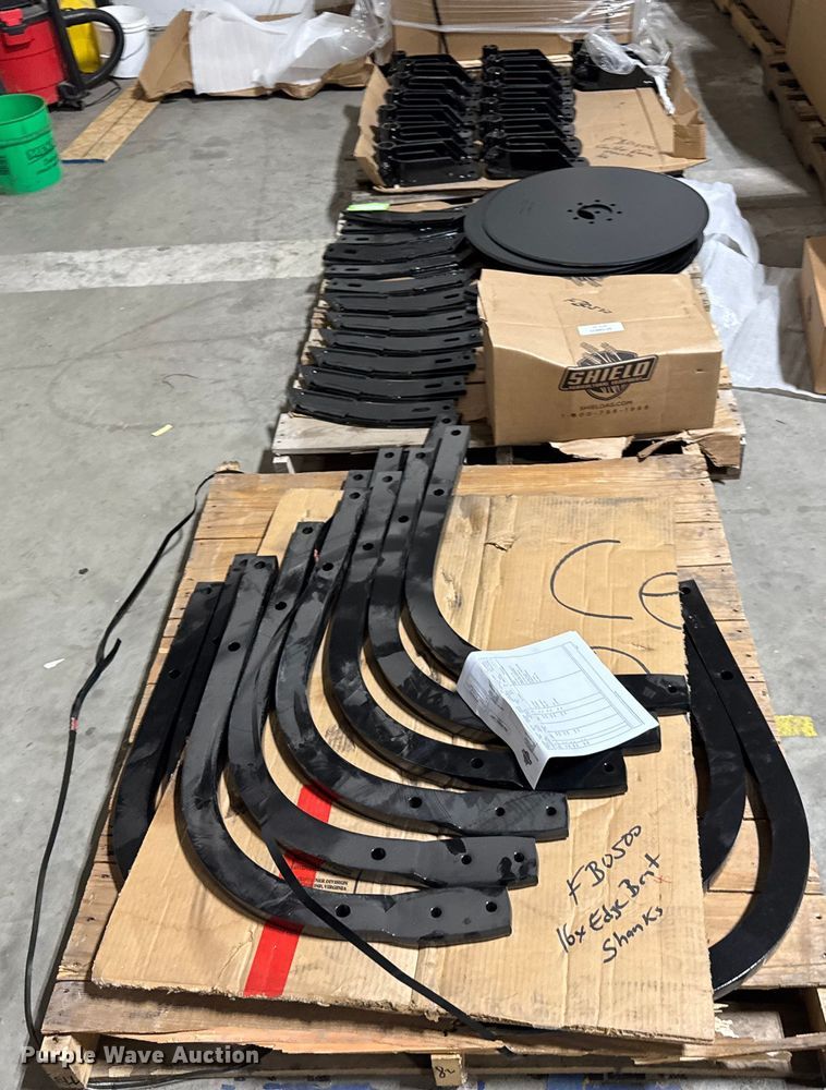 image for item FB0500 (16) Shield Ag row units