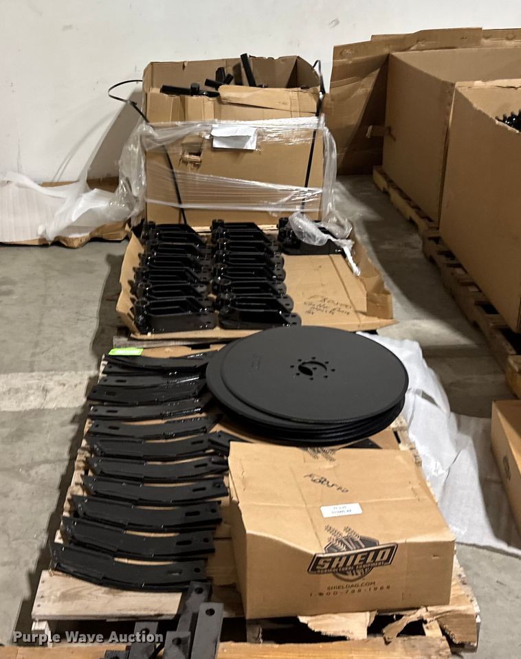 image for item FB0500 (16) Shield Ag row units