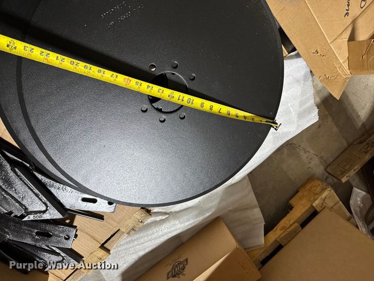 image for item FB0500 (16) Shield Ag row units