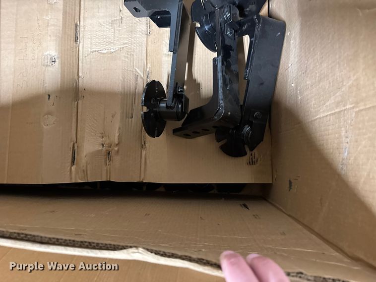 image for item FB0500 (16) Shield Ag row units