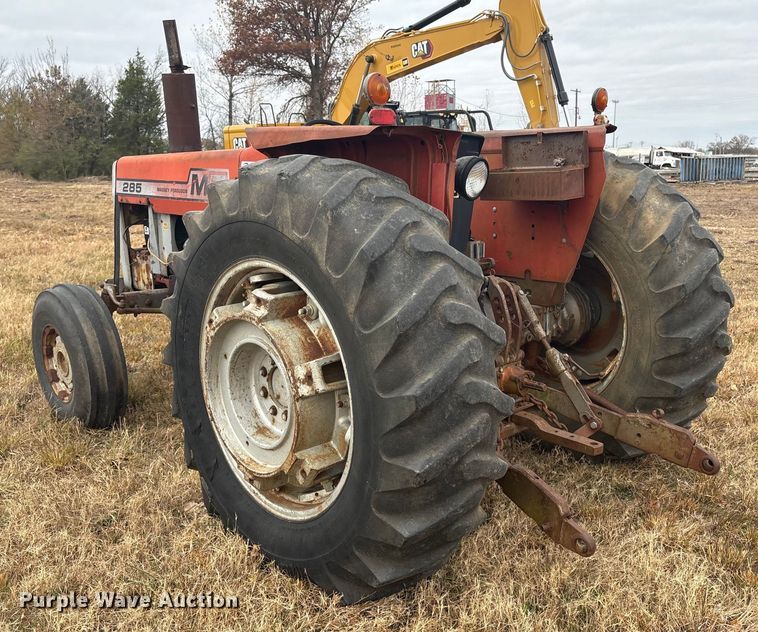 image for item FI0037 Massey Ferguson 285 tractor