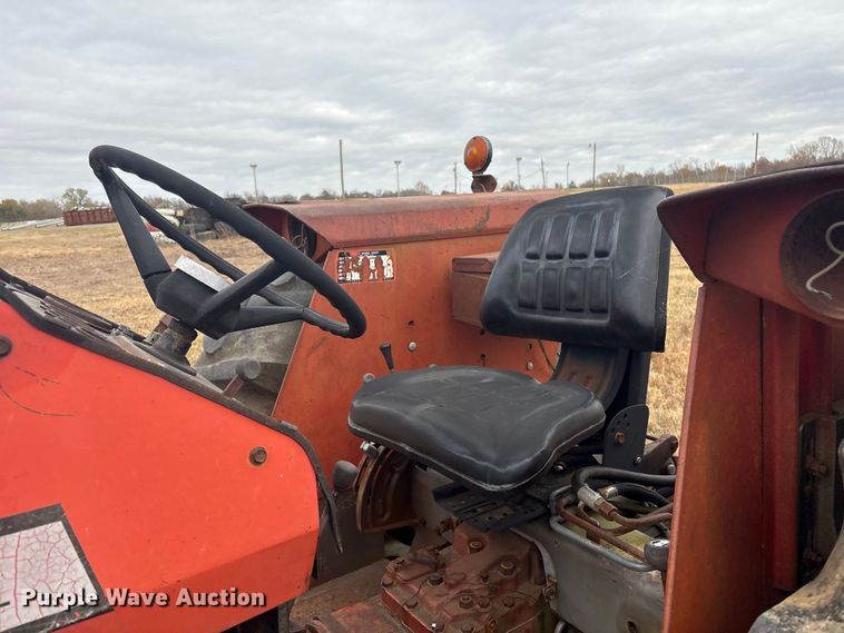 image for item FI0037 Massey Ferguson 285 tractor