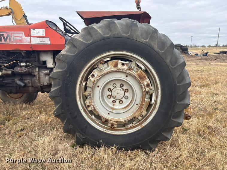 image for item FI0037 Massey Ferguson 285 tractor
