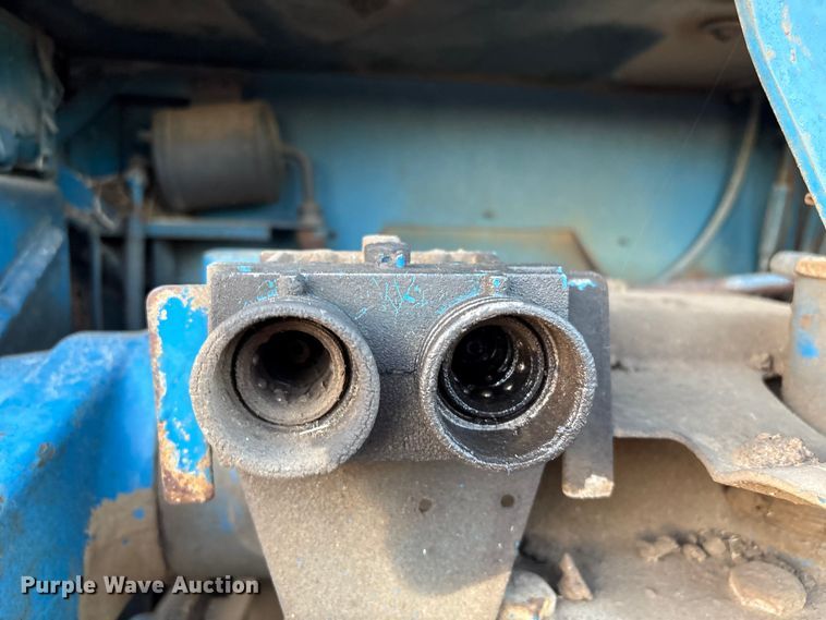 image for item FI0050 Ford 8700 tractor