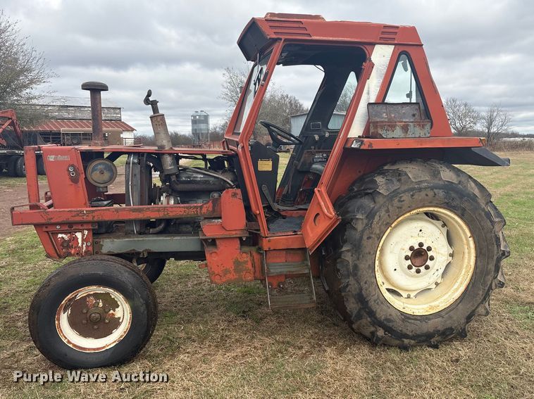 image for item FI0063 Hesston tractor