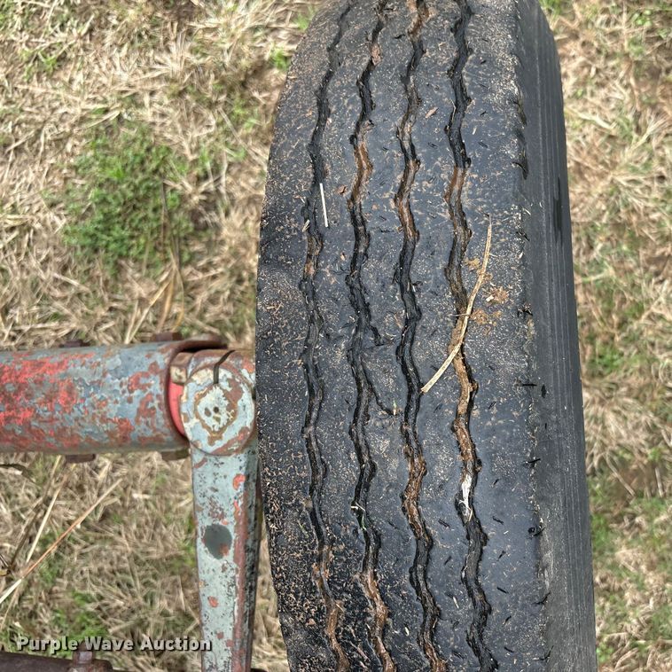 image for item FI0063 Hesston tractor