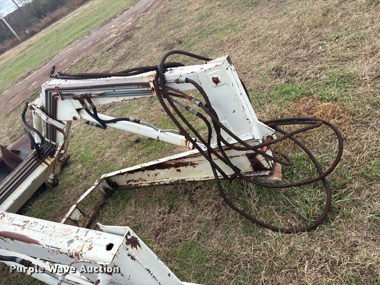 image for item FI0063 Hesston tractor