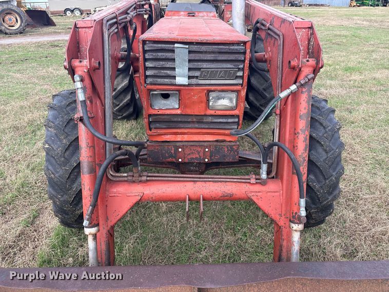 image for item FI0069 Hesston 466DT/L/20 MFWD tractor