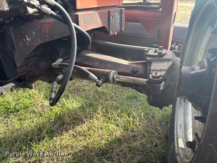 image for item FI0069 Hesston 466DT/L/20 MFWD tractor