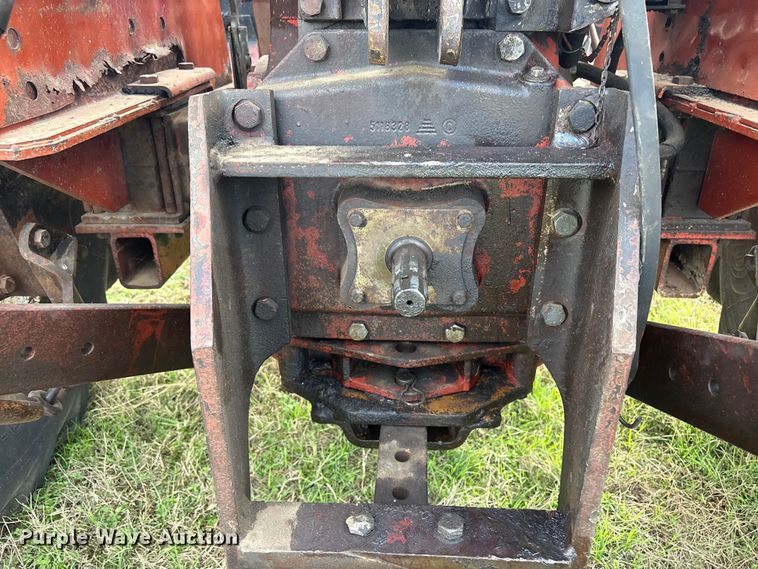 image for item FI0069 Hesston 466DT/L/20 MFWD tractor