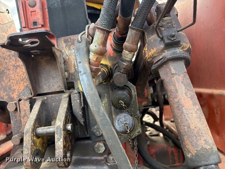 image for item FI0069 Hesston 466DT/L/20 MFWD tractor