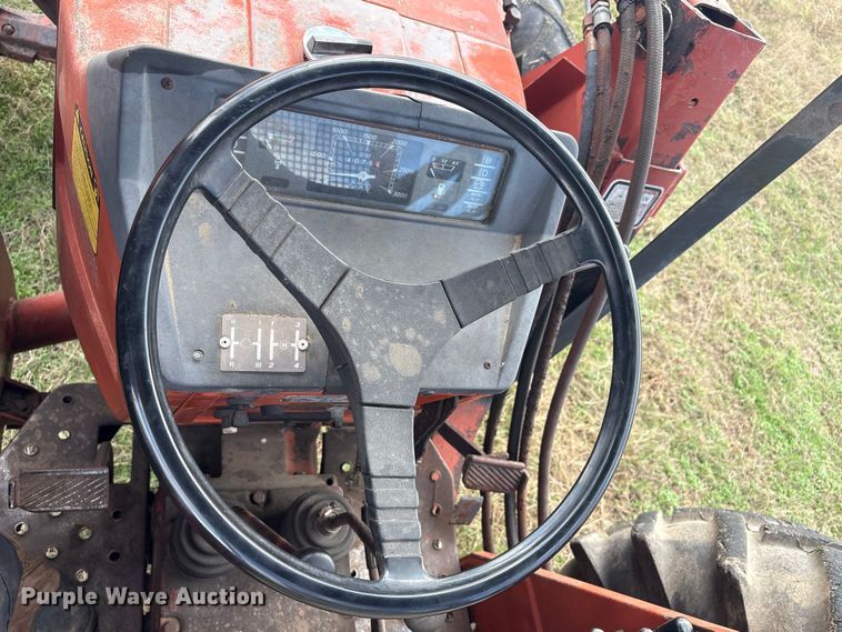 image for item FI0069 Hesston 466DT/L/20 MFWD tractor