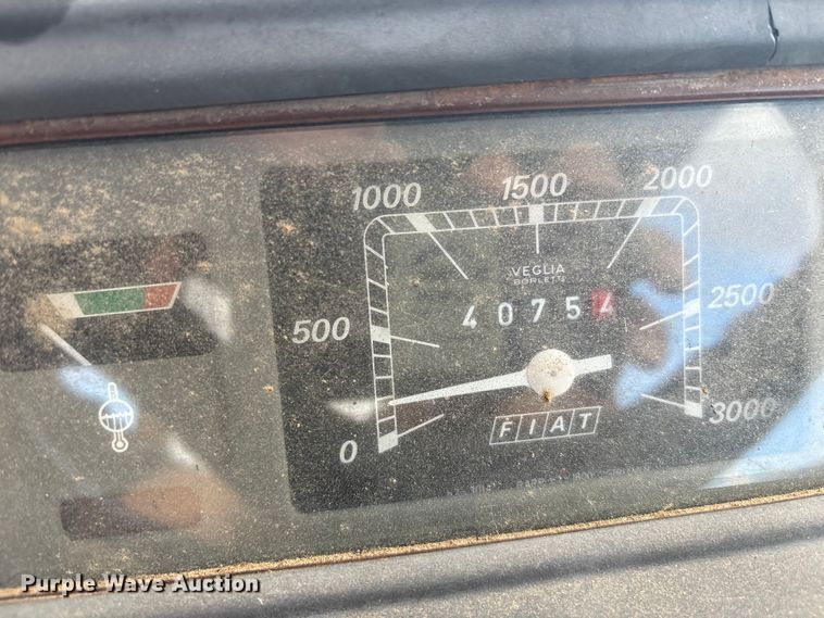 image for item FI0069 Hesston 466DT/L/20 MFWD tractor