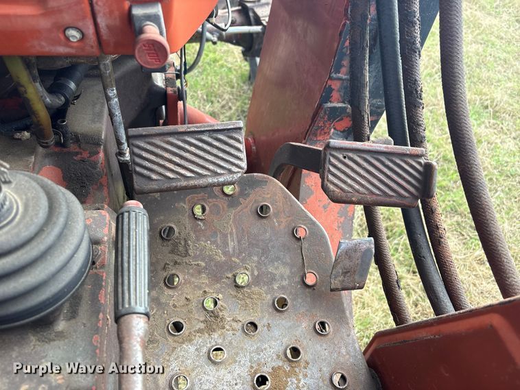 image for item FI0069 Hesston 466DT/L/20 MFWD tractor