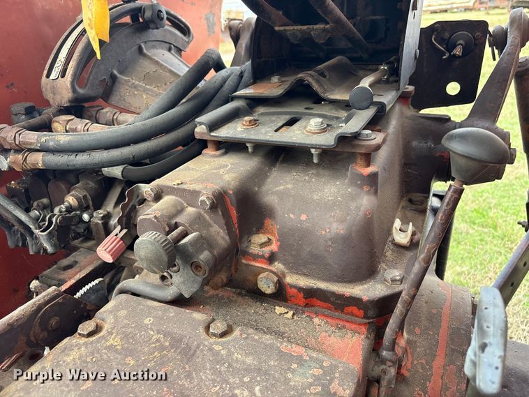 image for item FI0069 Hesston 466DT/L/20 MFWD tractor