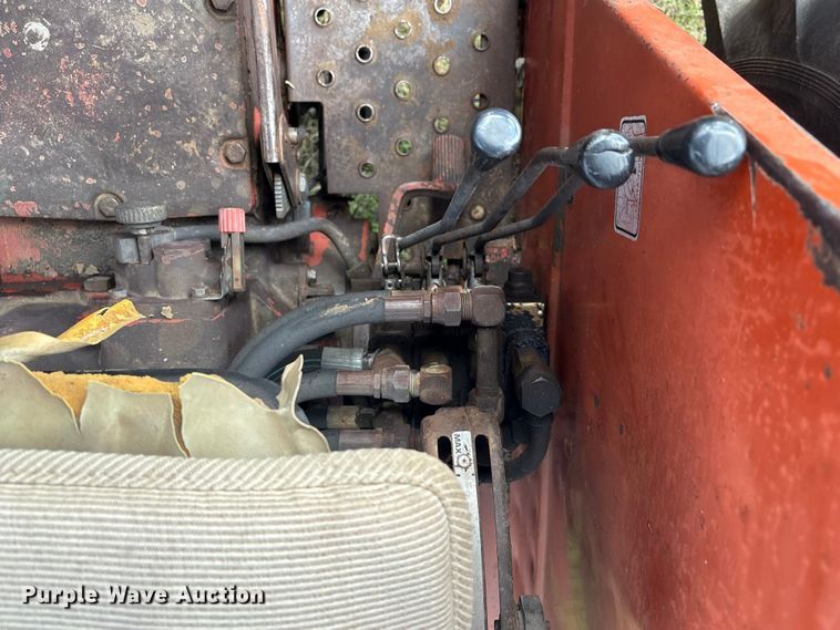 image for item FI0069 Hesston 466DT/L/20 MFWD tractor