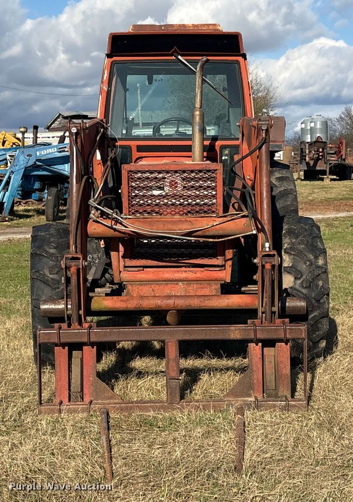 image for item FI0070 Hesston 80-90DT/12 MFWD tractor