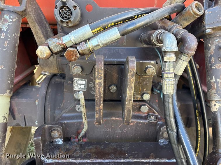 image for item FI0070 Hesston 80-90DT/12 MFWD tractor