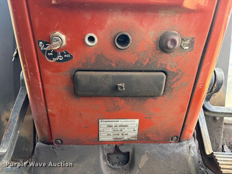 image for item FI0070 Hesston 80-90DT/12 MFWD tractor