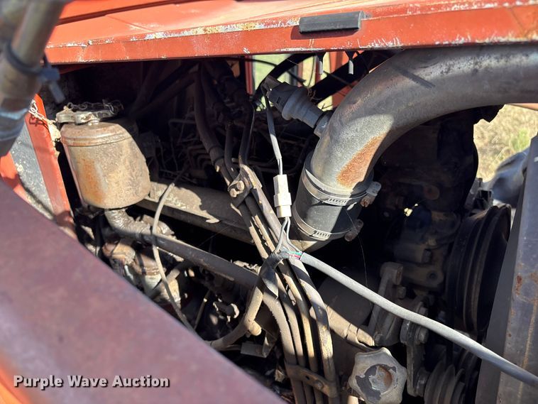 image for item FI0070 Hesston 80-90DT/12 MFWD tractor