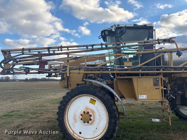 image for item FI0071 2001 Ag-Chem RoGator 854 sprayer