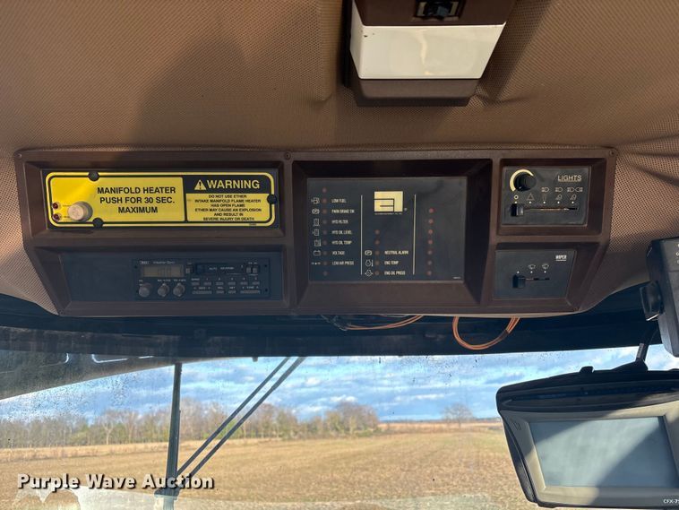 image for item FI0071 2001 Ag-Chem RoGator 854 sprayer