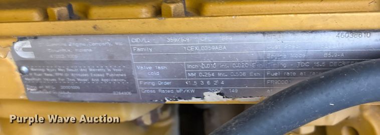 image for item FI0071 2001 Ag-Chem RoGator 854 sprayer