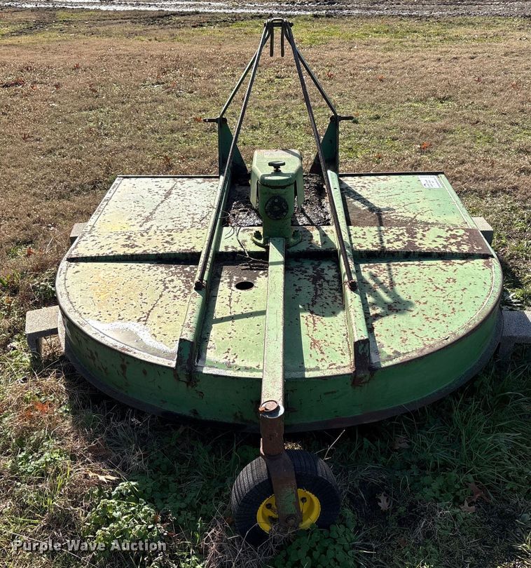 image for item FI0094 John Deere 606 rotary mower