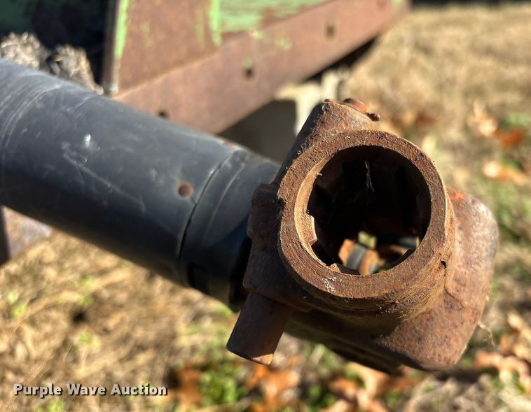 image for item FI0094 John Deere 606 rotary mower