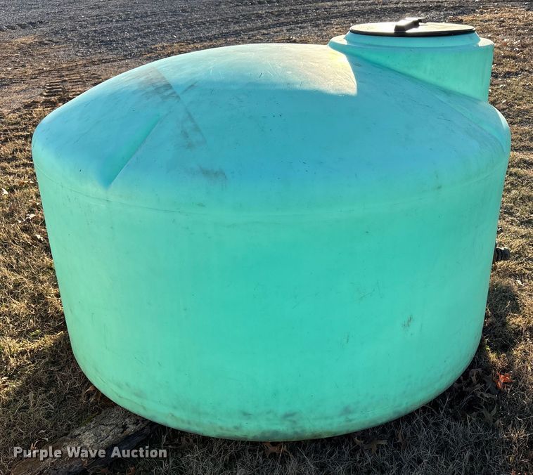 image for item FI0104 Poly  tank