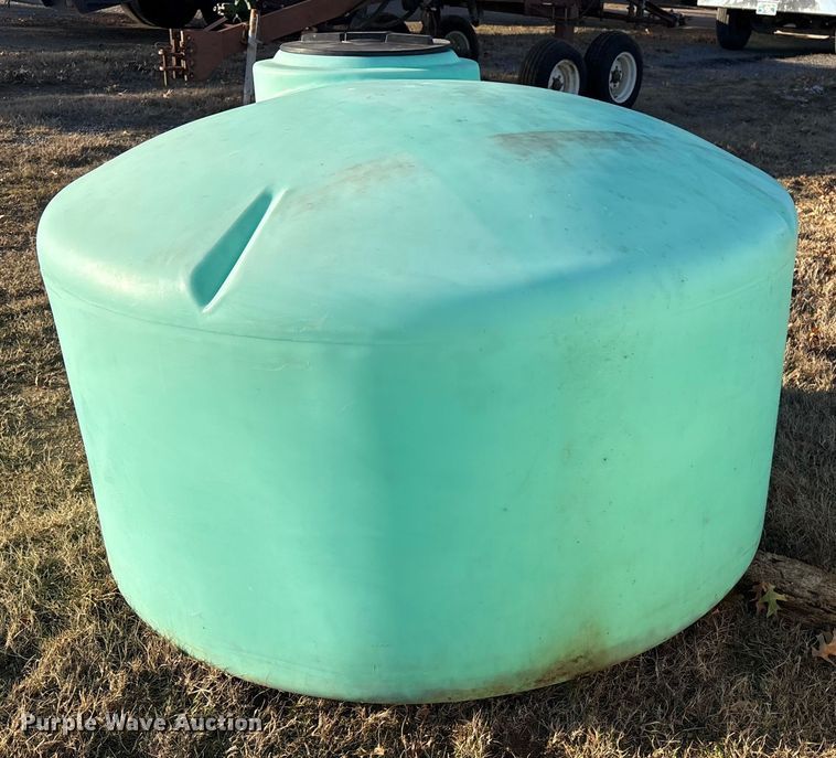 image for item FI0104 Poly  tank