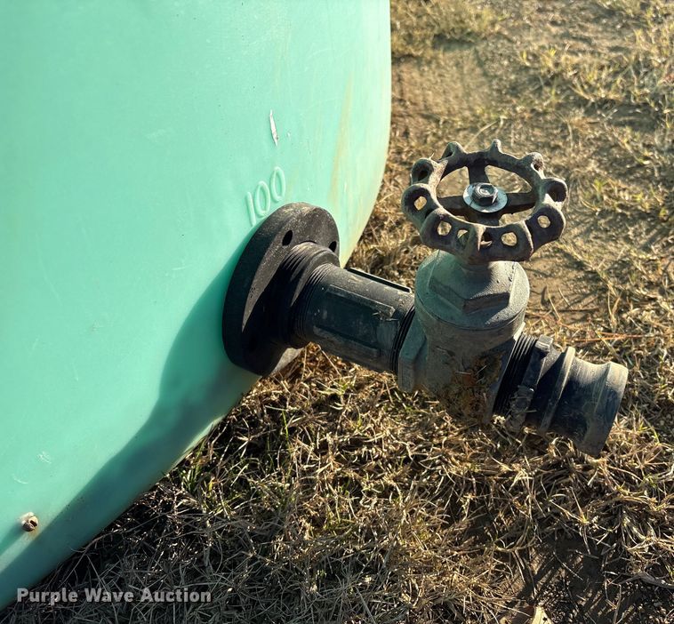 image for item FI0104 Poly  tank