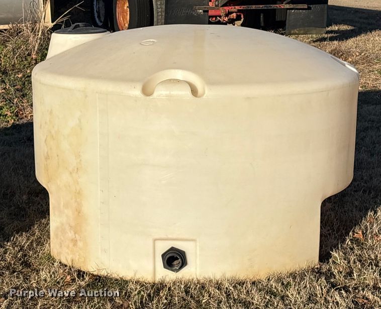 image for item FI0105 Poly tank