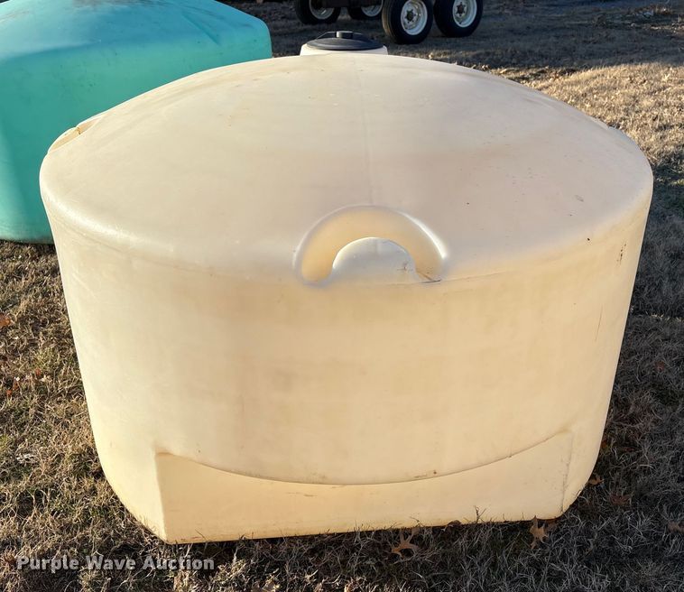 image for item FI0105 Poly tank