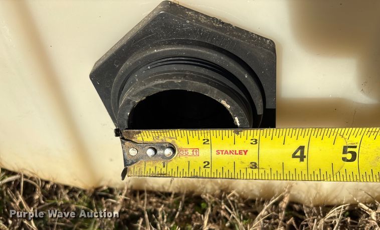 image for item FI0105 Poly tank