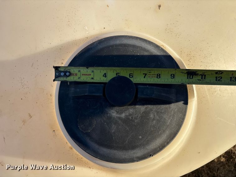 image for item FI0105 Poly tank