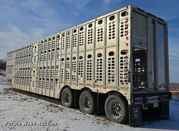 image for item FI0647 2012 Wilson PSDCL402 livestock trailer