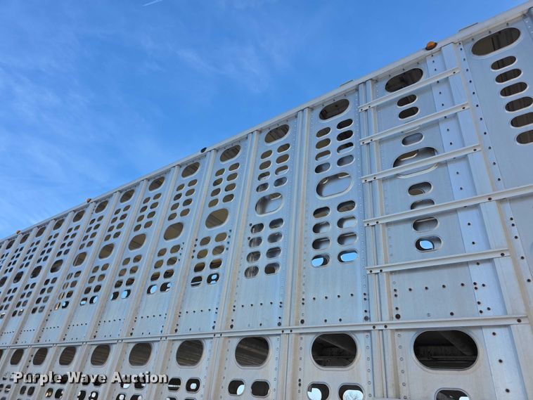 image for item FI0647 2012 Wilson PSDCL402 livestock trailer