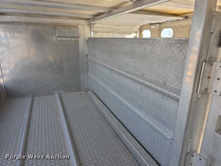 image for item FI0647 2012 Wilson PSDCL402 livestock trailer