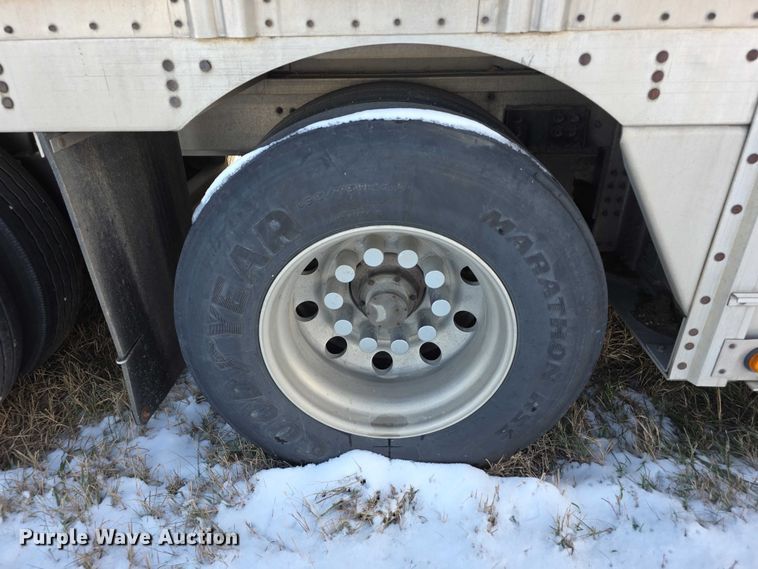image for item FI0647 2012 Wilson PSDCL402 livestock trailer