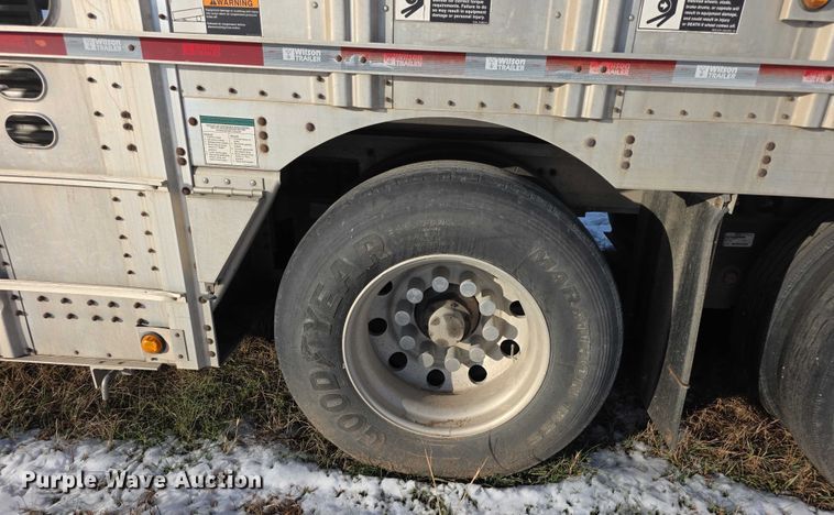 image for item FI0647 2012 Wilson PSDCL402 livestock trailer